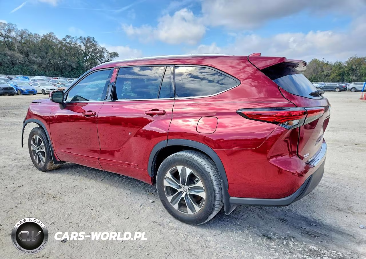 2022 Toyota Highlander Xle VIN:5TDGZRAH9NS550993 - 2