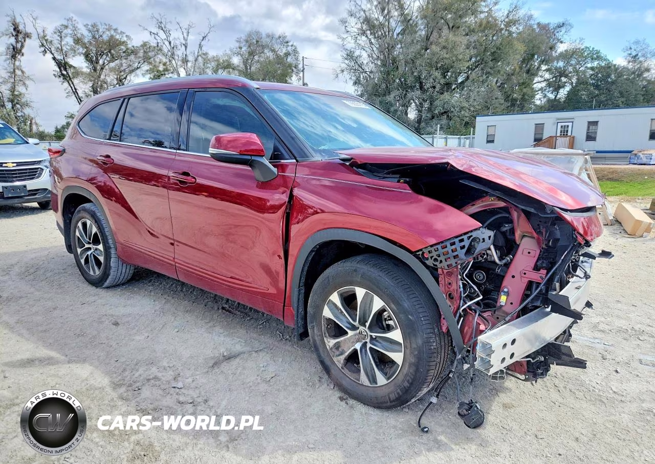2022 Toyota Highlander Xle VIN:5TDGZRAH9NS550993 - 4