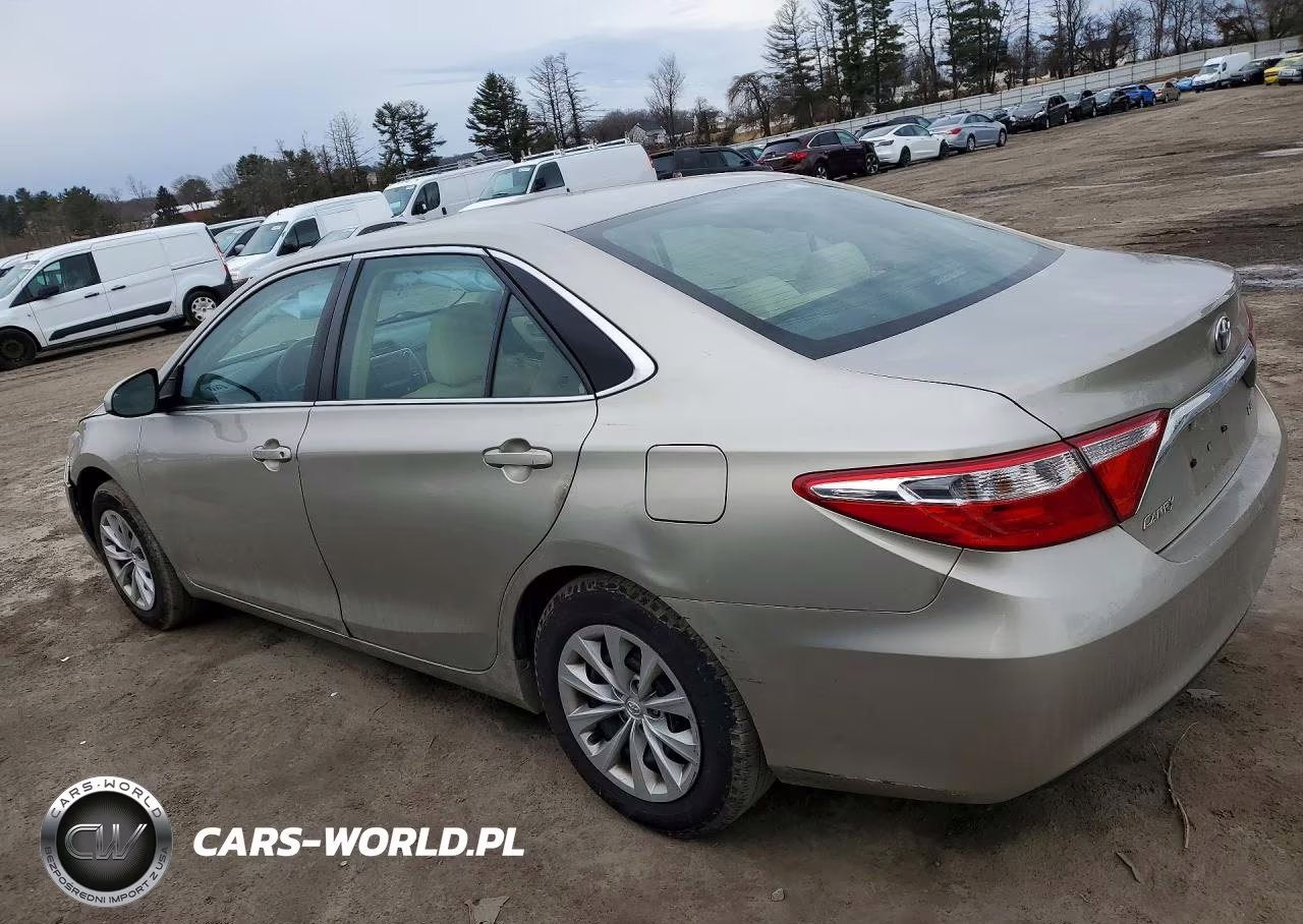 2016 Toyota Camry Le VIN:4T4BF1FK3GR568799 - 2