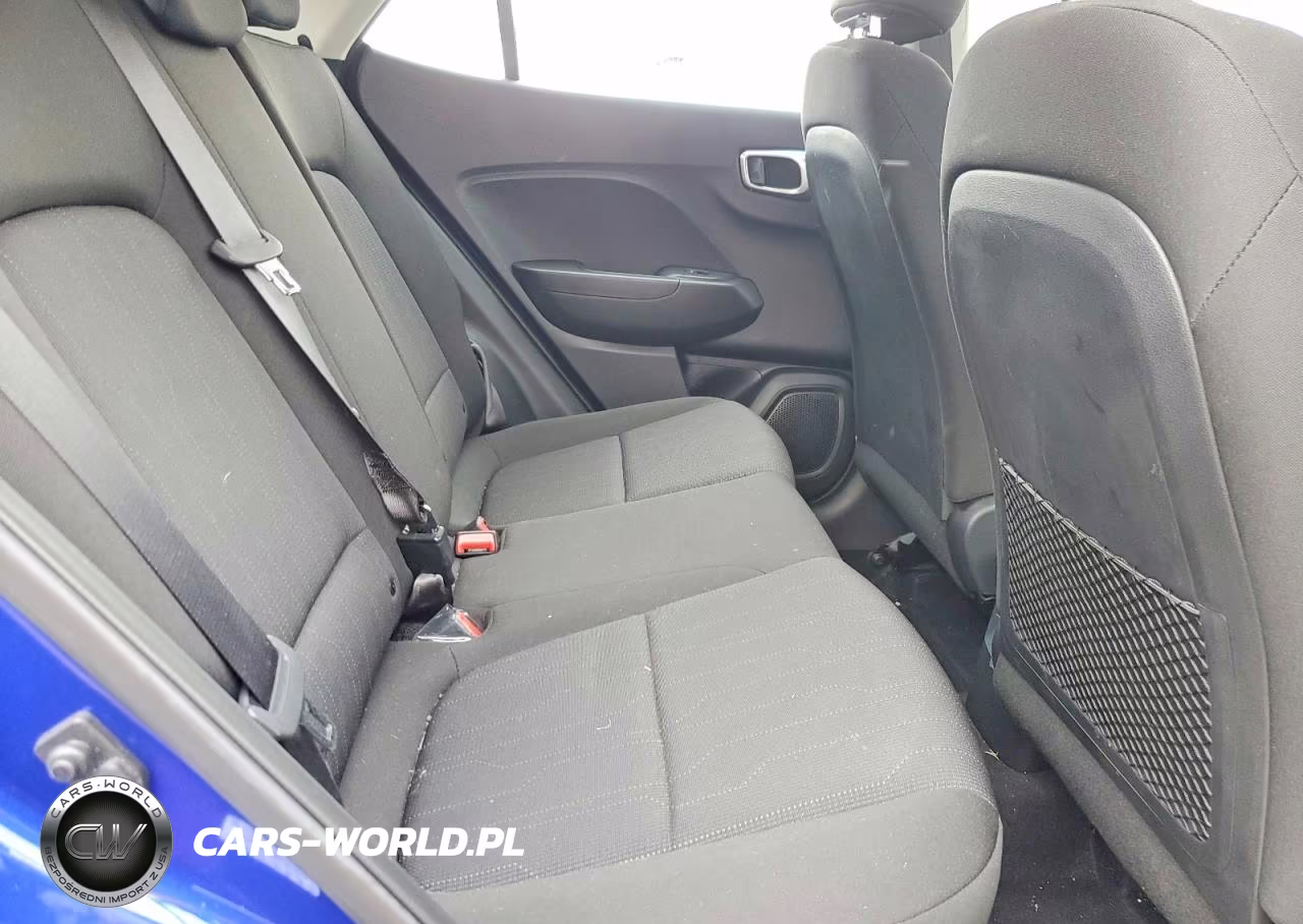 2021 Hyundai Venue Se VIN:KMHRB8A30MU071945 - 10