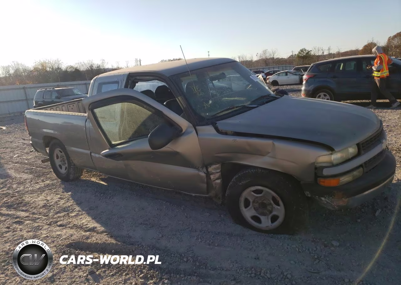 1999 Chevrolet Silverado C1500 VIN:2GCEC19V8X1225797 - 4