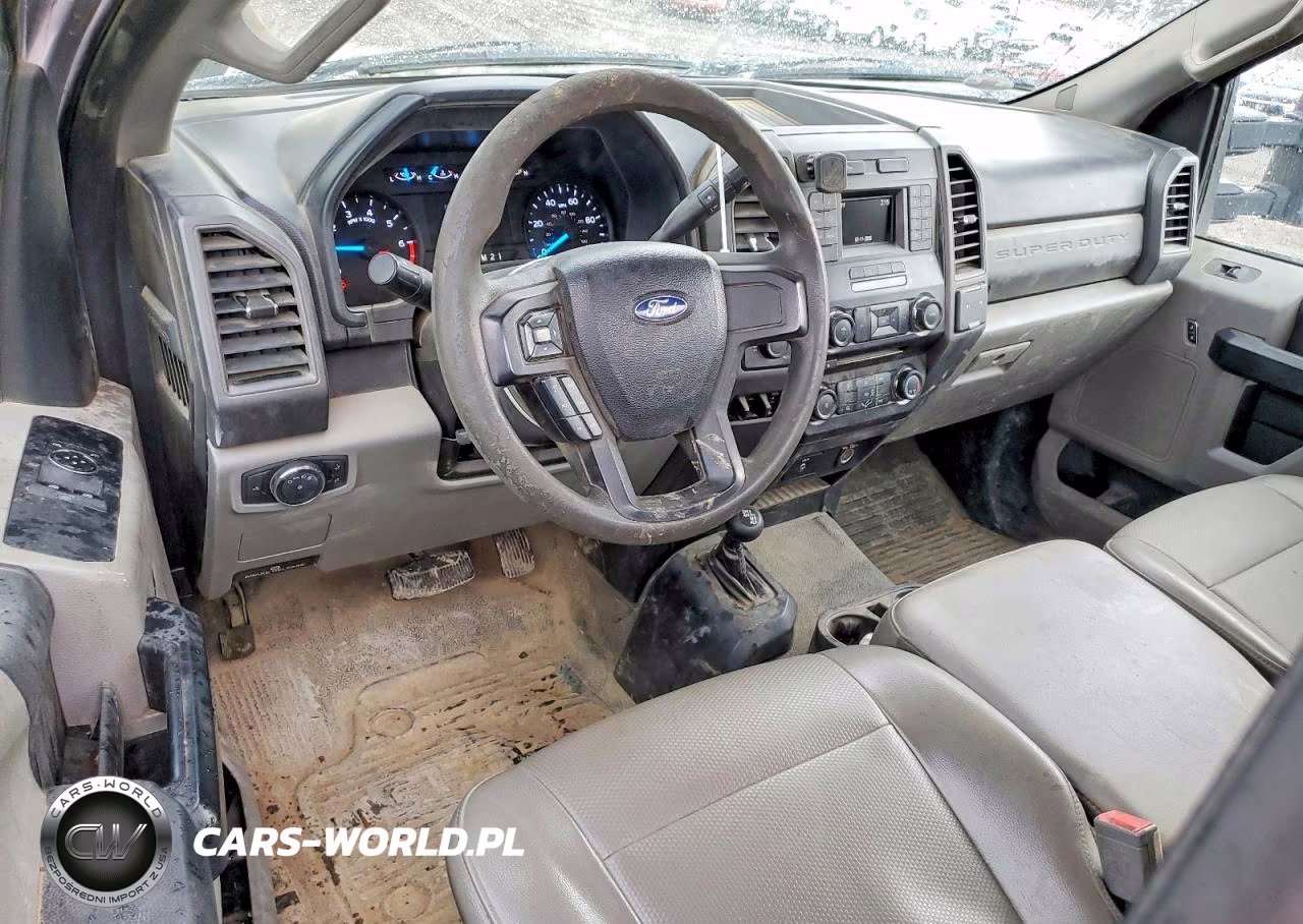 2017 Ford F250 Super Duty VIN:1FTBF2B61HEF44767 - 8