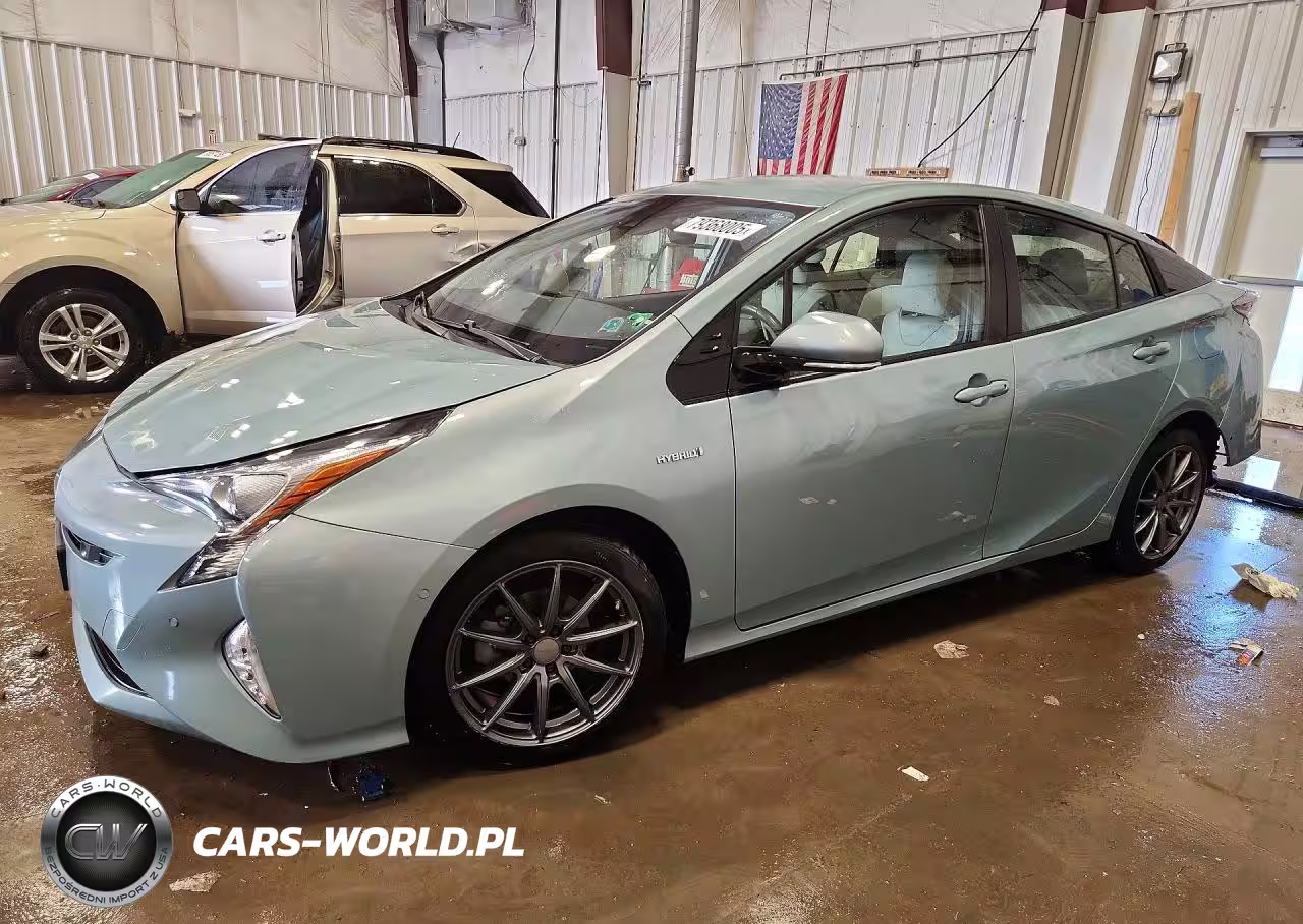 2017 Toyota Prius Three Touring