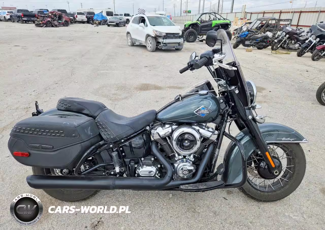 2025 Harley-Davidson Flhc