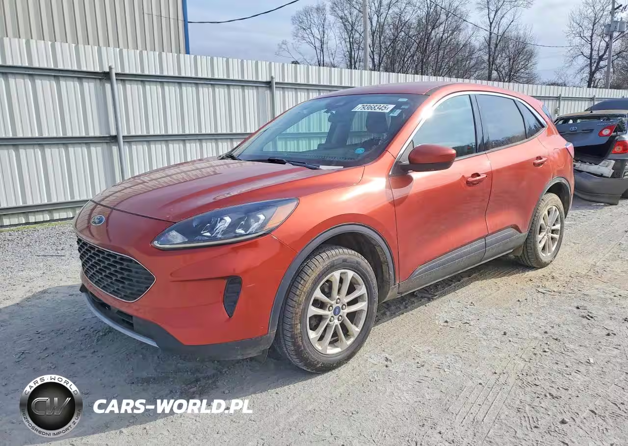 2020 Ford Escape Se