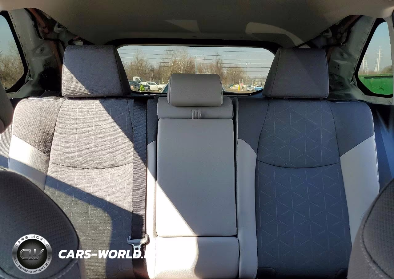 2024 Toyota Rav4 Xle VIN:2T3P1RFV6RC484995 - 10