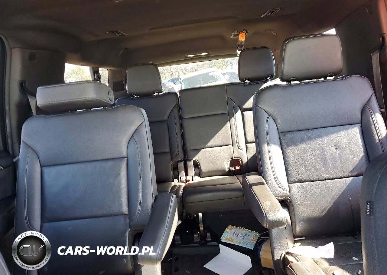 2021 Chevrolet Suburban K1500 Z71 VIN:1GNSKDKD5MR388930 - 10