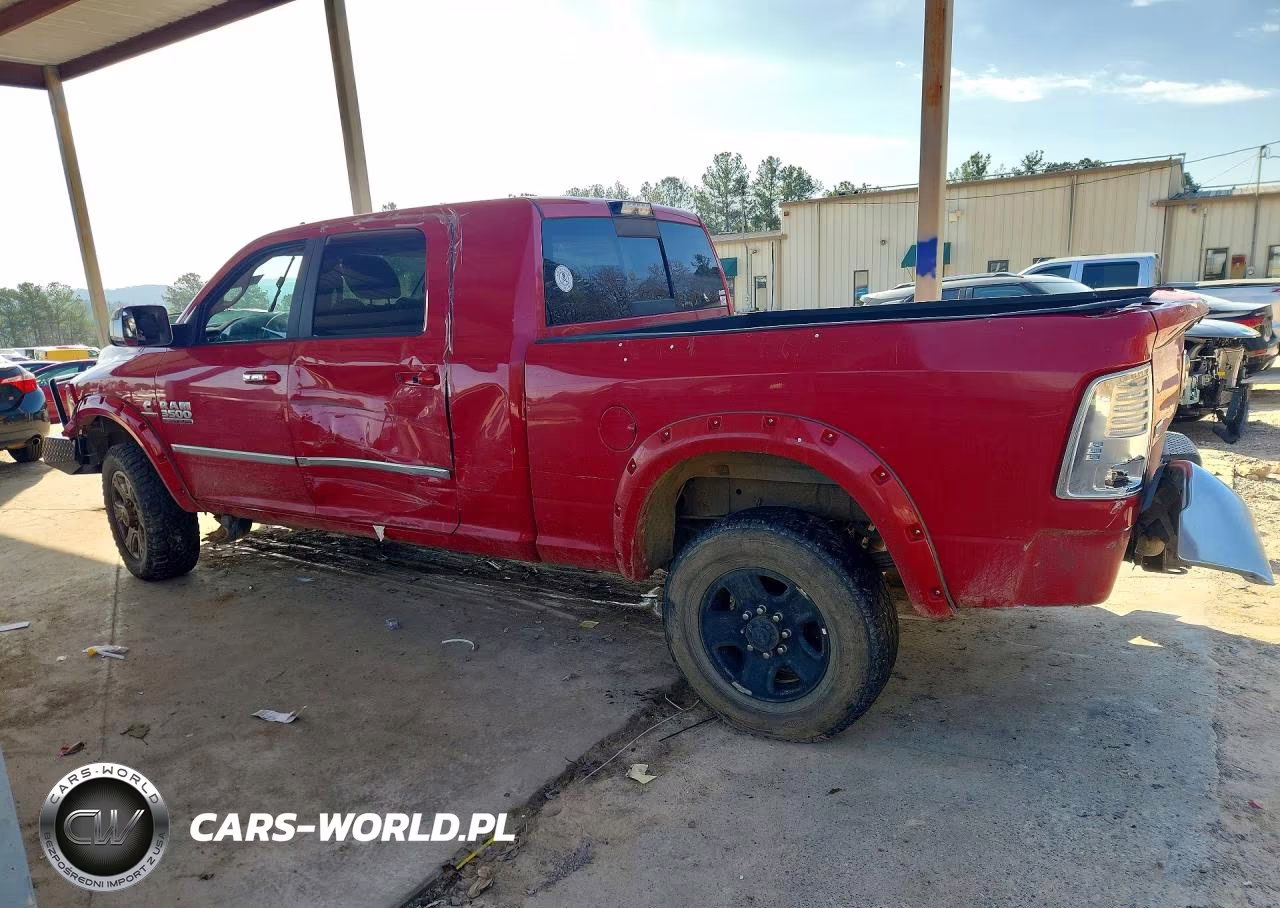 2016 Ram 3500 Laramie VIN:3C63R3ML8GG137810 - 2
