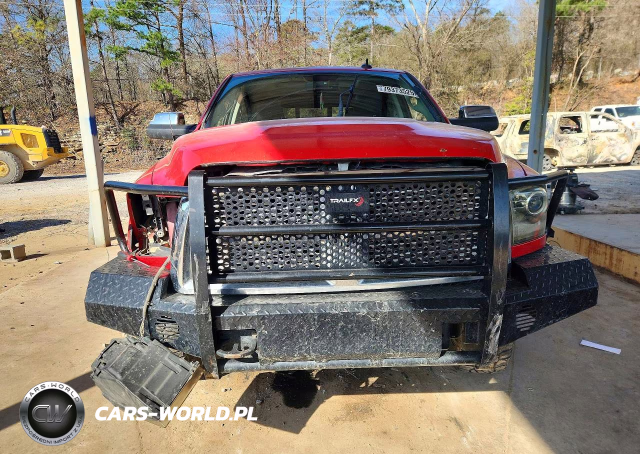 2016 Ram 3500 Laramie VIN:3C63R3ML8GG137810 - 5