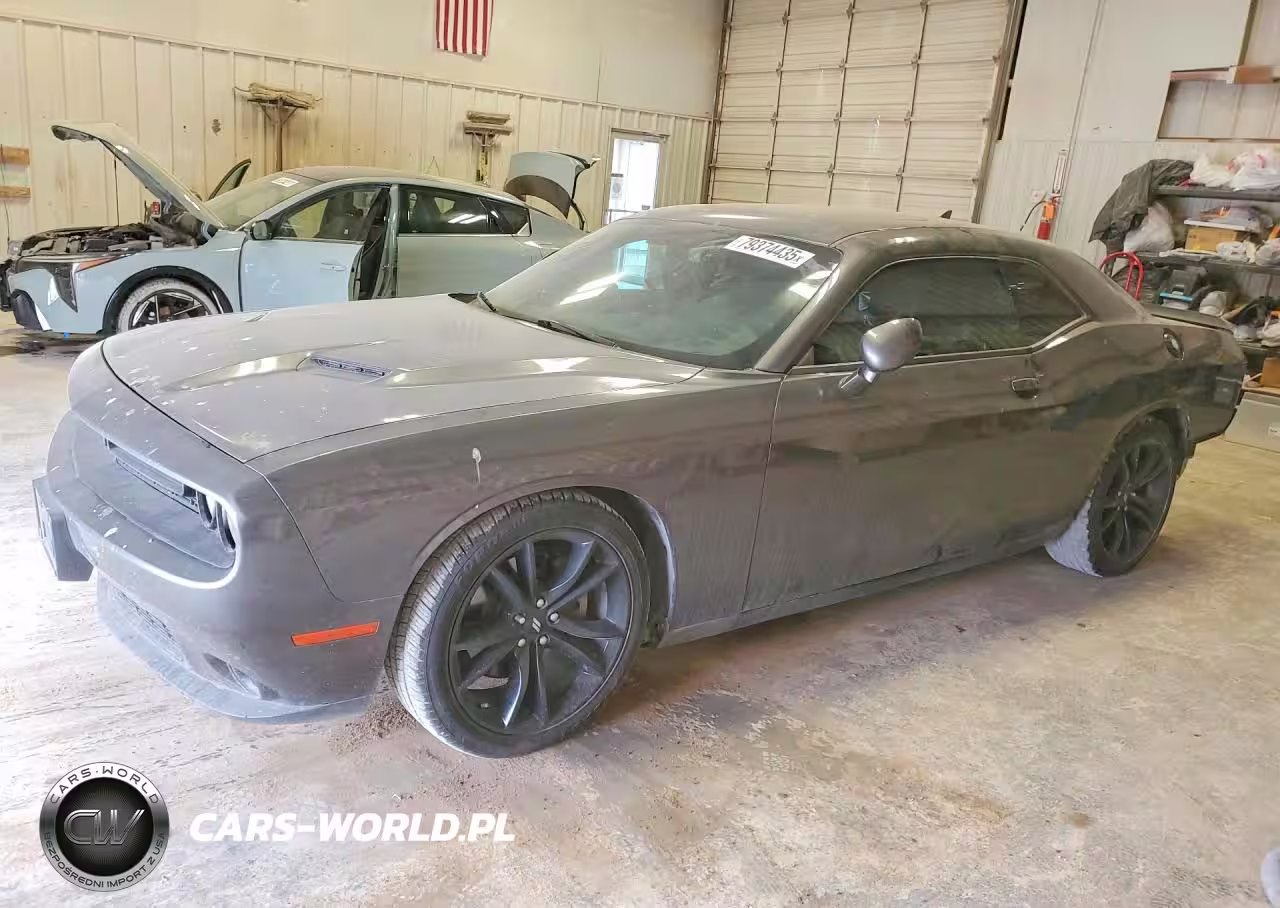 2017 Dodge Challenger Sxt