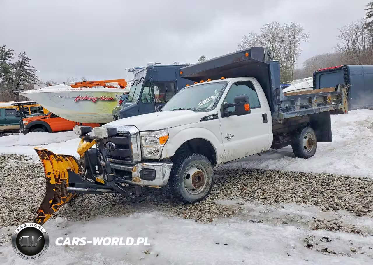 2015 Ford F350 Super Duty Dump Truck