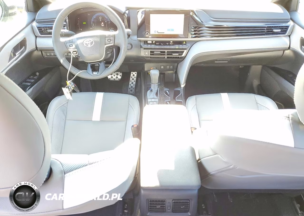 2026 Toyota Camry Se VIN:4T1DBADK1TU549714 - 8