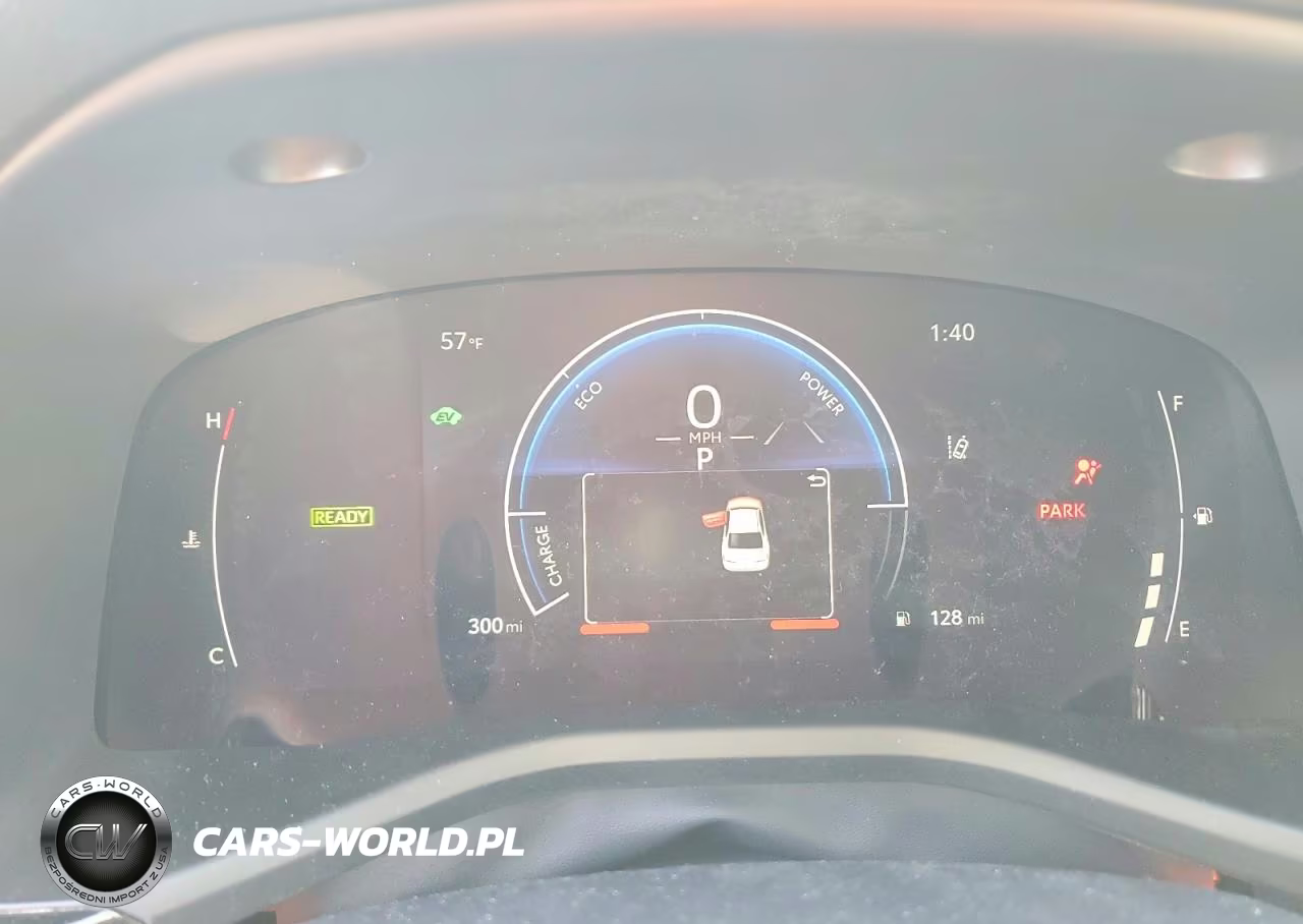 2026 Toyota Camry Se VIN:4T1DBADK1TU549714 - 9