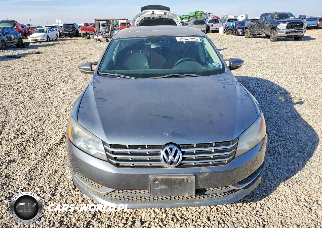 2012 Volkswagen Passat Se VIN:1VWBN7A34CC011112 - 5