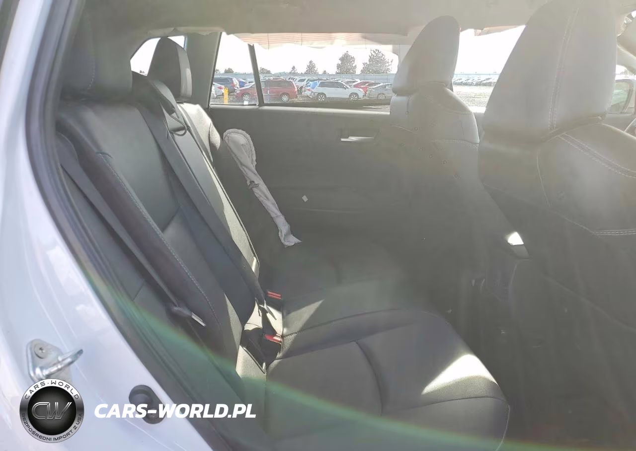2022 Toyota Corolla Cross Xle VIN:7MUDAABGXNV010298 - 11