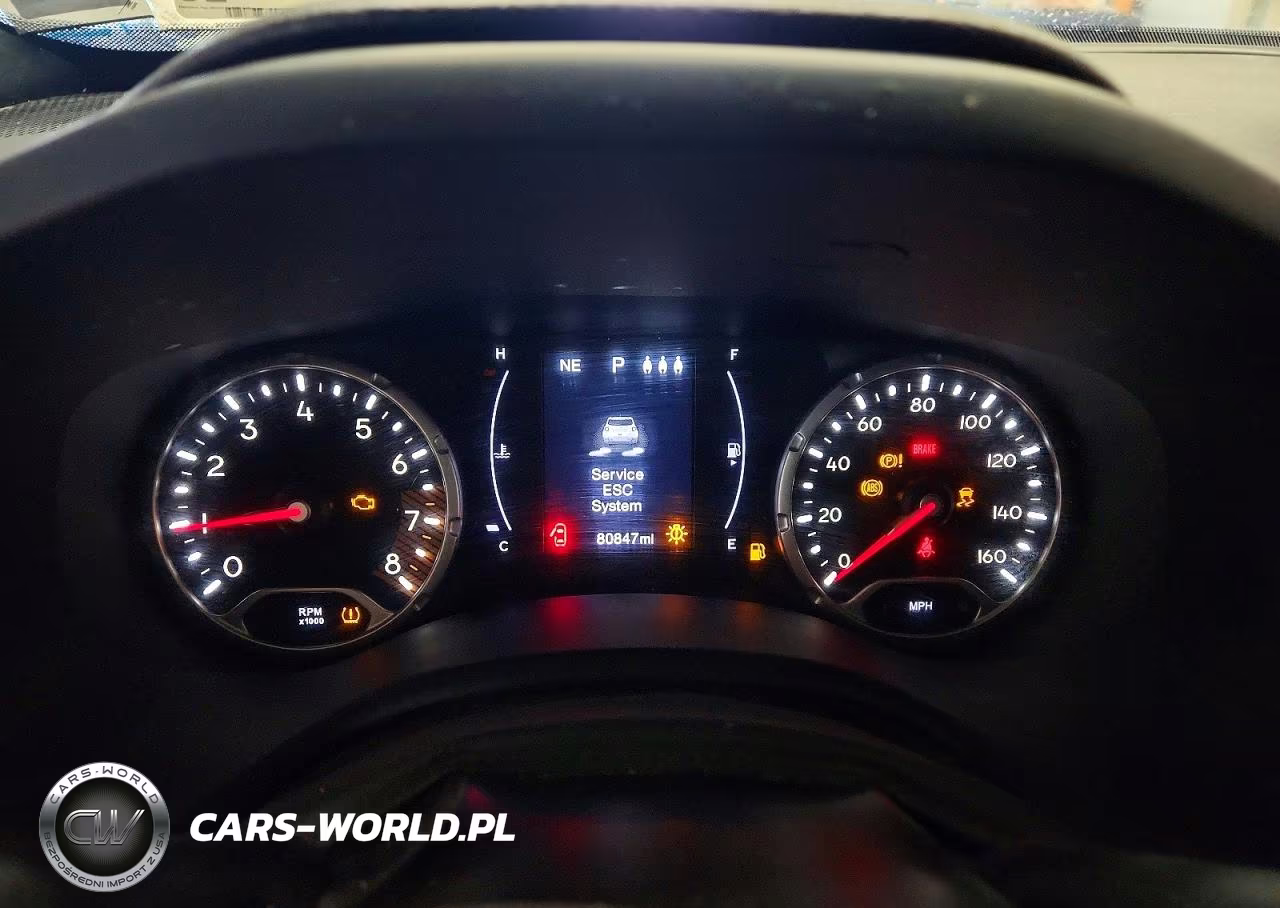 2019 Jeep Renegade Sport VIN:ZACNJBABXKPJ74246 - 9