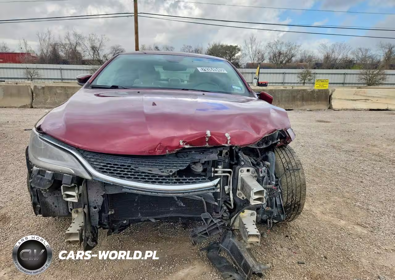 2015 Chrysler 200 C VIN:1C3CCCCB3FN527713 - 5