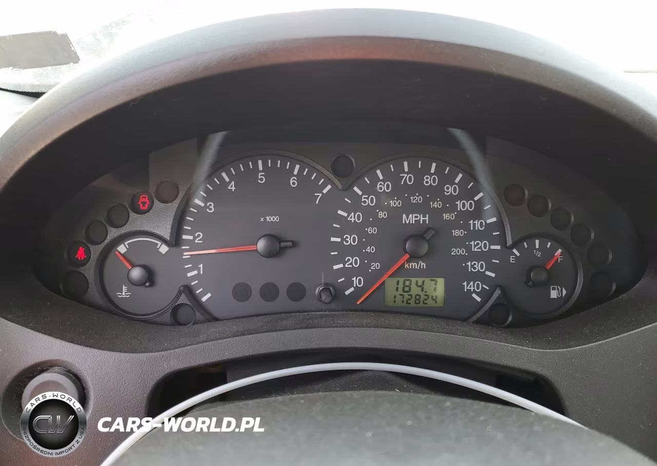 2007 Ford Focus Zx4 VIN:1FAHP34N87W176930 - 9