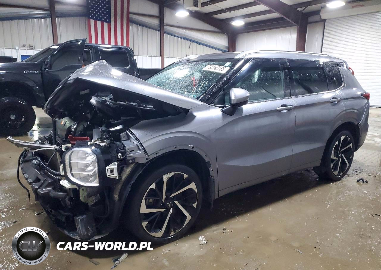 2022 Mitsubishi Outlander Sel