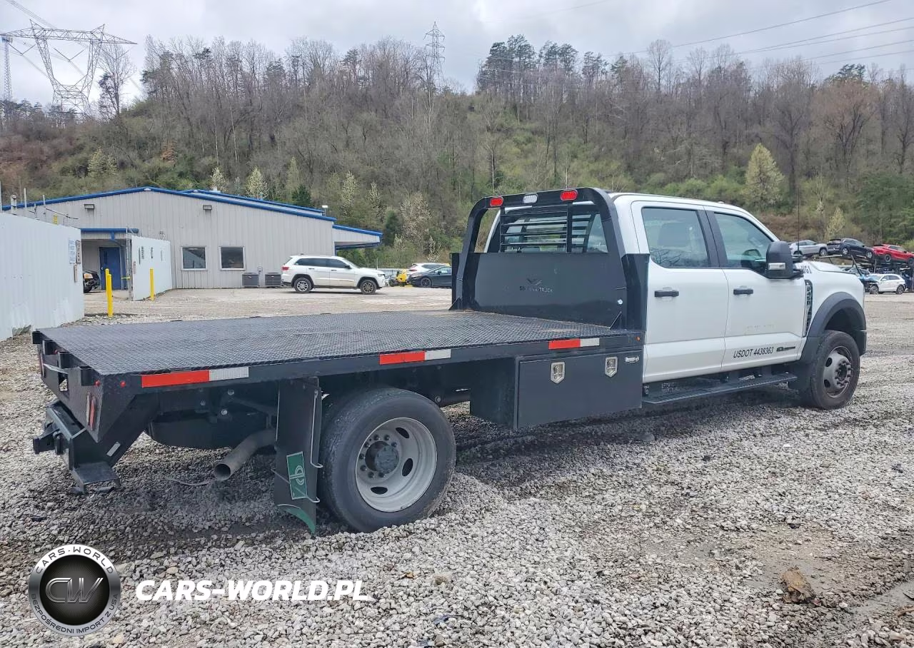 2025 Ford F450 Super Duty Flatbed Truck VIN:1FD0W4HT0SED01339 - 3