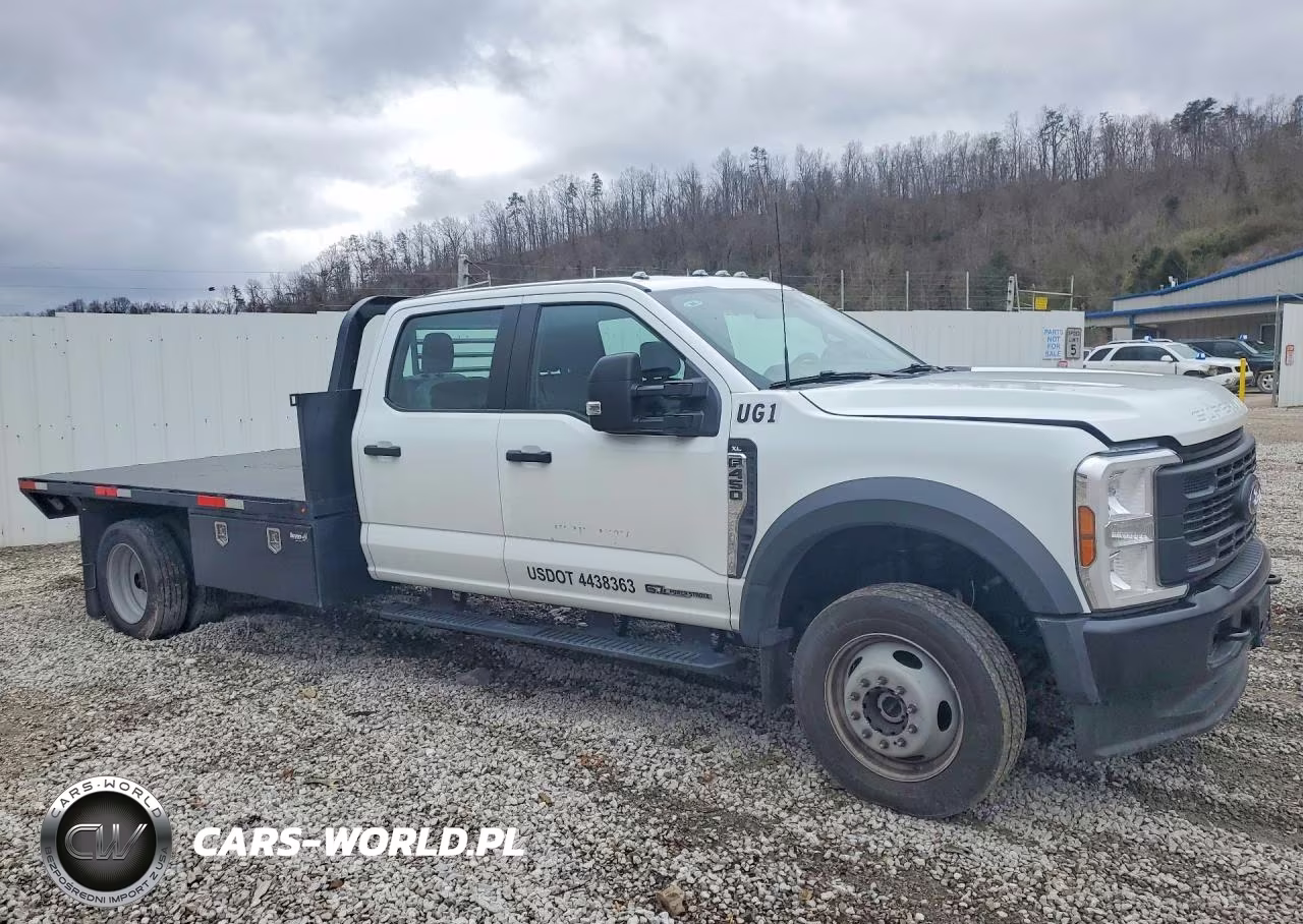 2025 Ford F450 Super Duty Flatbed Truck VIN:1FD0W4HT0SED01339 - 4