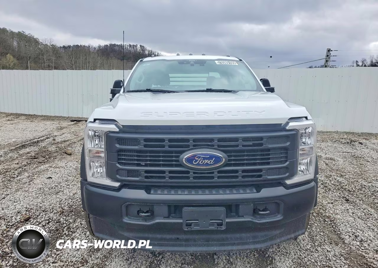 2025 Ford F450 Super Duty Flatbed Truck VIN:1FD0W4HT0SED01339 - 5