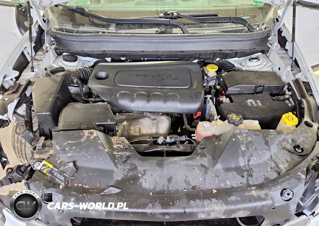 2020 Jeep Cherokee Latitude VIN:1C4PJMCB6LD654630 - 12