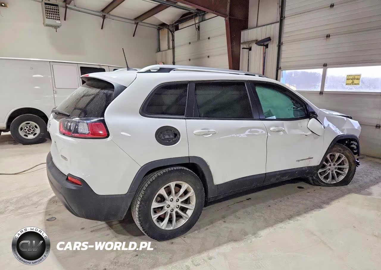 2020 Jeep Cherokee Latitude VIN:1C4PJMCB6LD654630 - 3