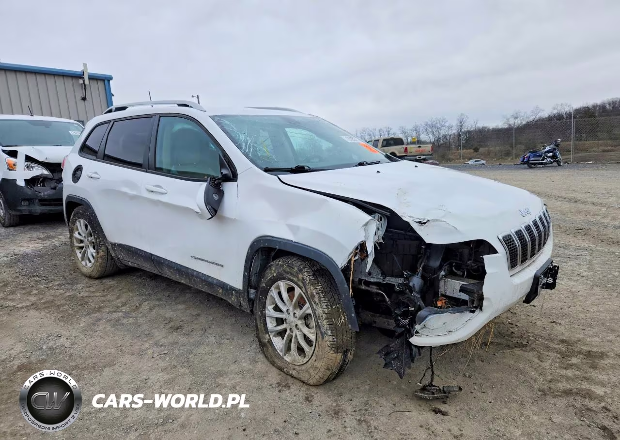 2020 Jeep Cherokee Latitude VIN:1C4PJMCB6LD654630 - 4