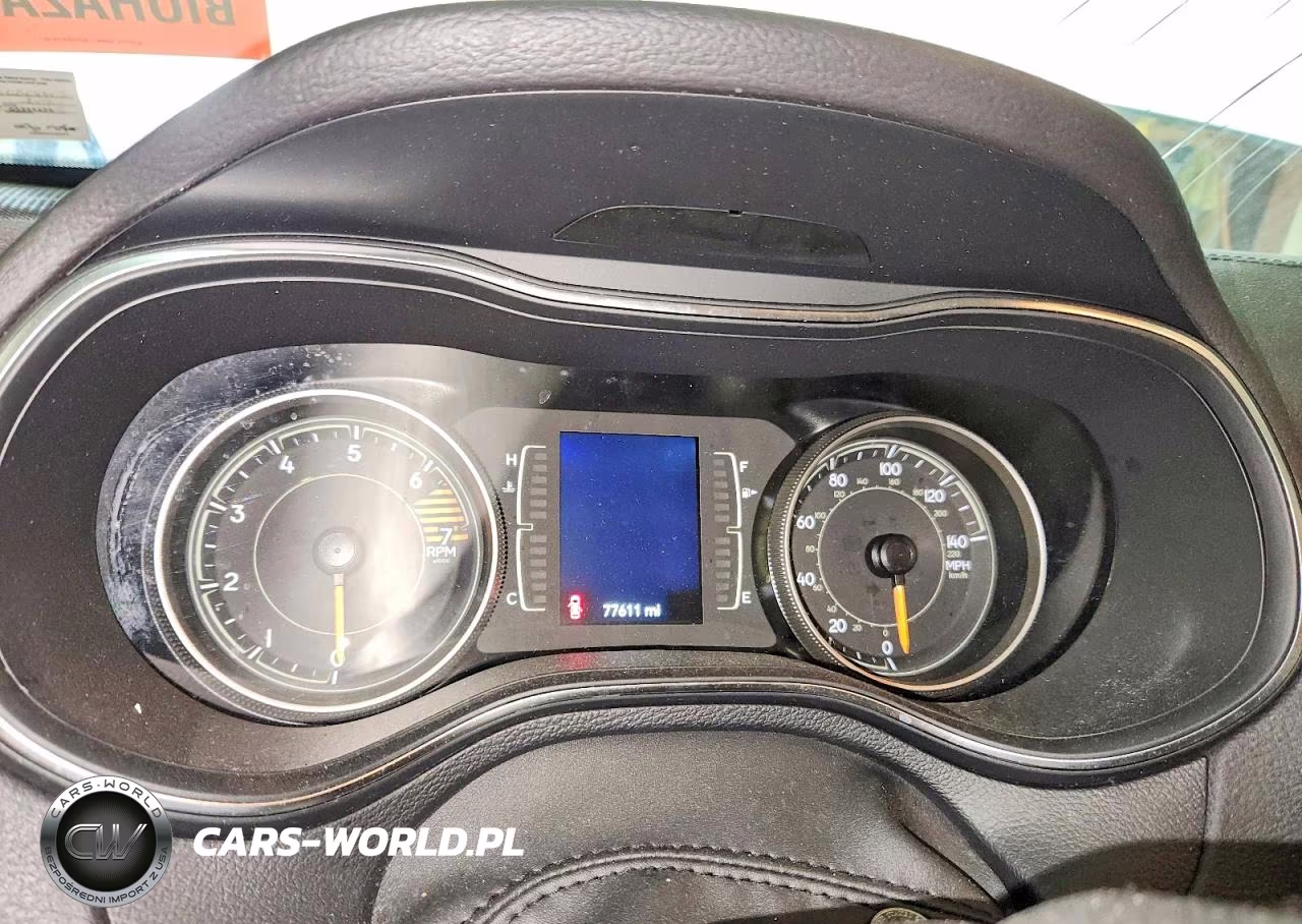 2020 Jeep Cherokee Latitude VIN:1C4PJMCB6LD654630 - 9