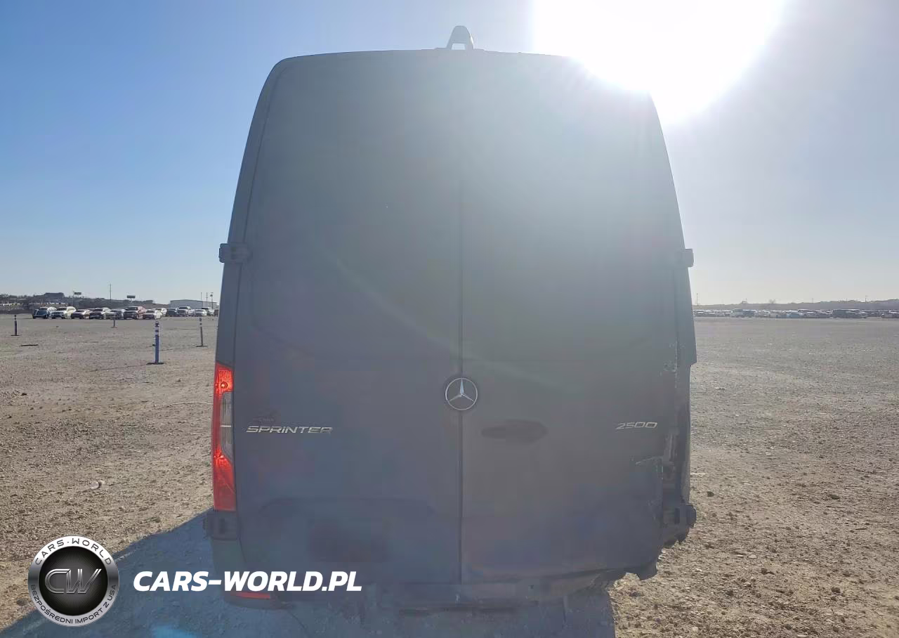 2019 Mercedes-Benz Sprinter 2500 VIN:WD4PF1CDXKP129834 - 6