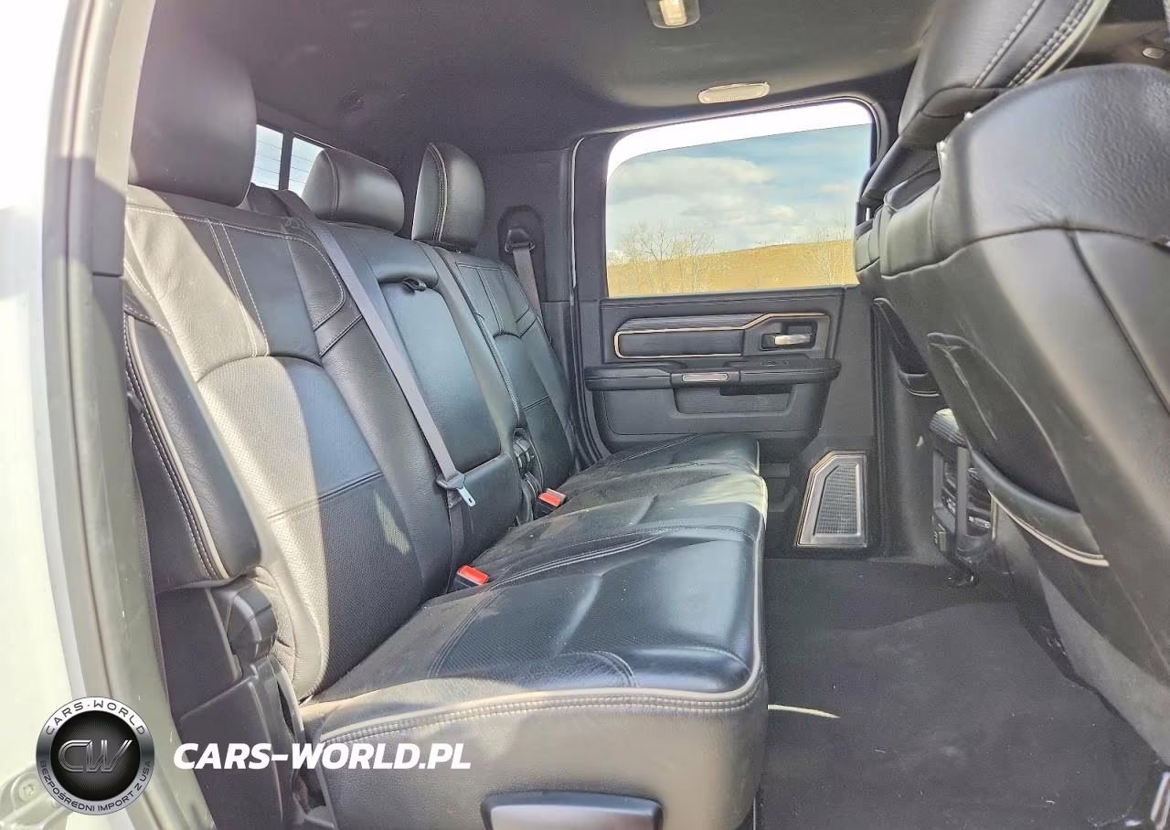 2021 Ram Trucks 2500 Limited VIN:3C6UR5TL0MG639191 - 10