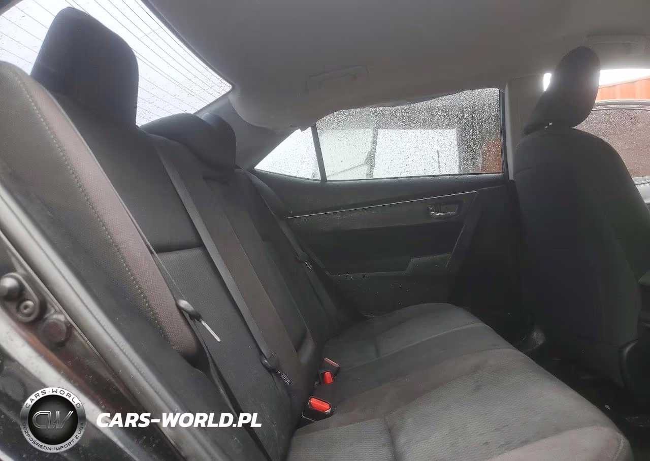 2017 Toyota Corolla Le VIN:5YFBURHE9HP572140 - 10