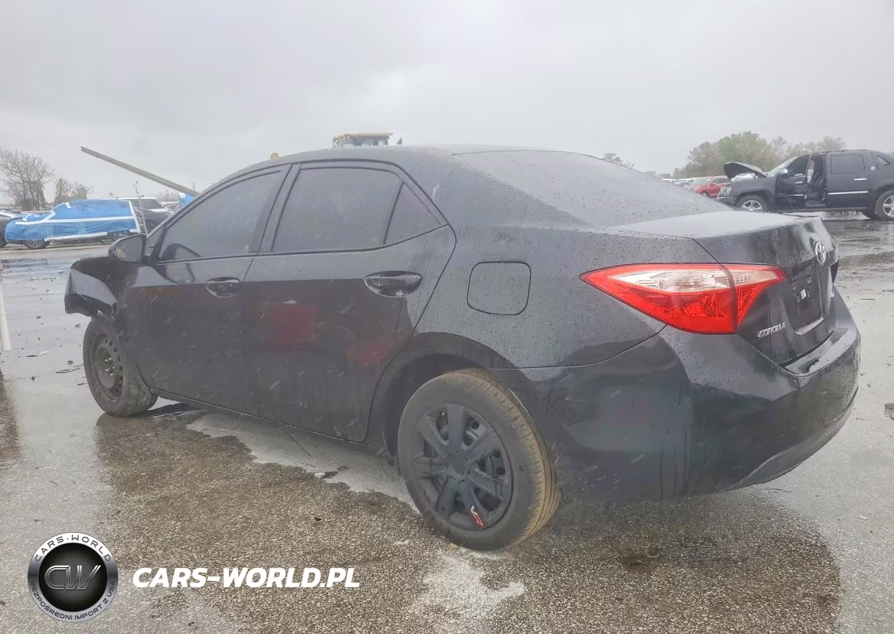 2017 Toyota Corolla Le VIN:5YFBURHE9HP572140 - 2
