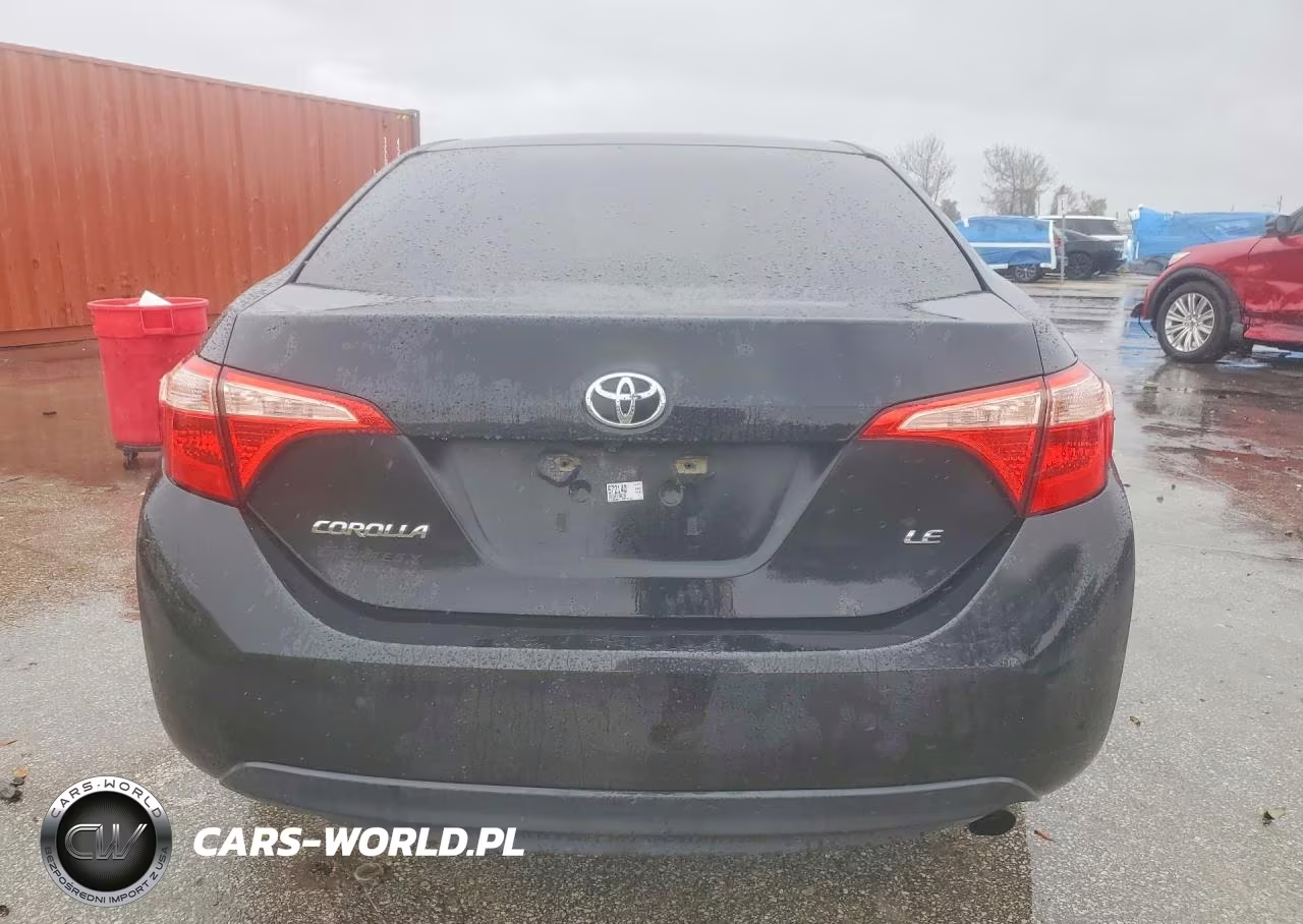 2017 Toyota Corolla Le VIN:5YFBURHE9HP572140 - 6