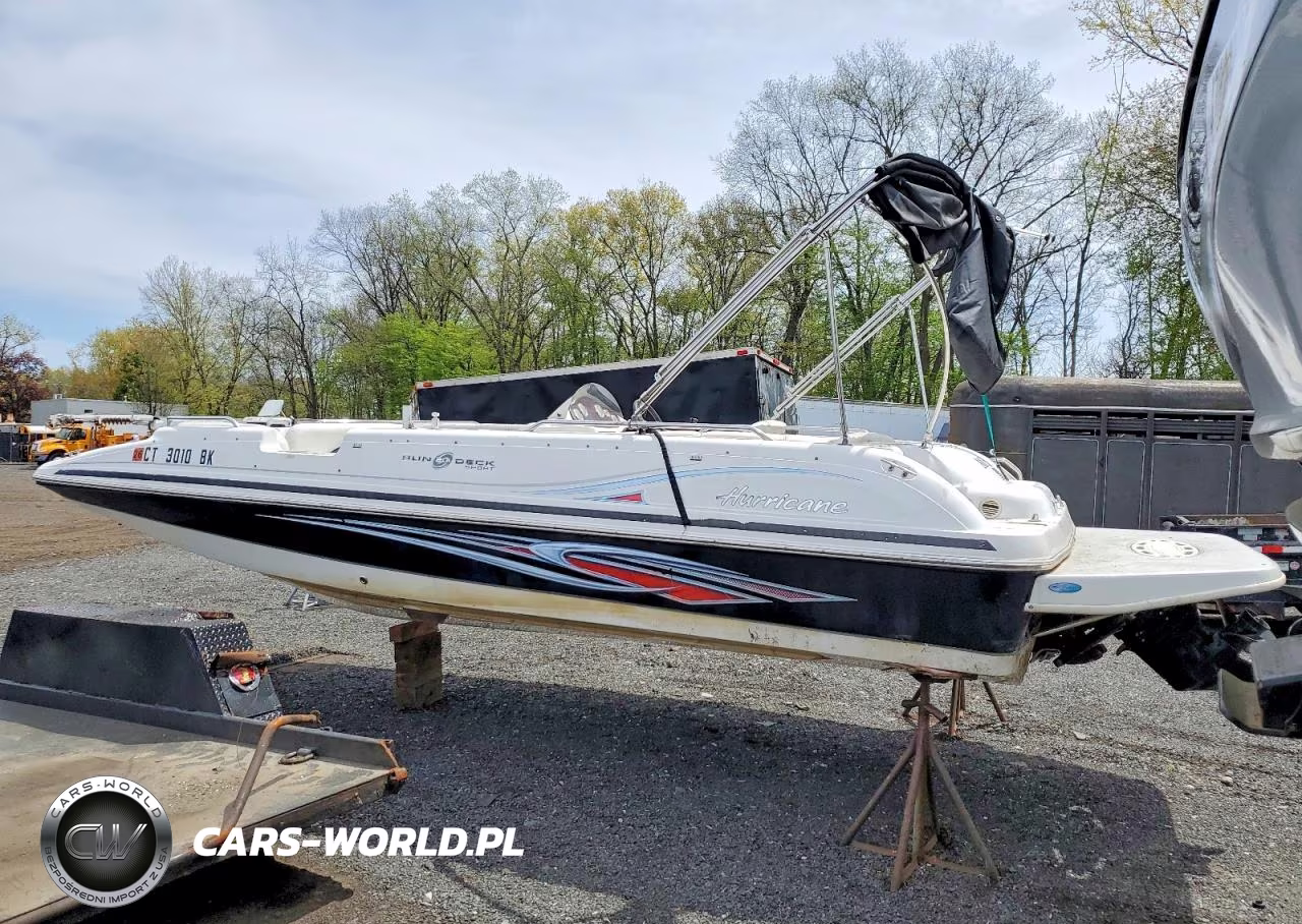 2011 Hurricane-Godfrey Marine Boat - Boat VIN:GDYN3950C111 - 3