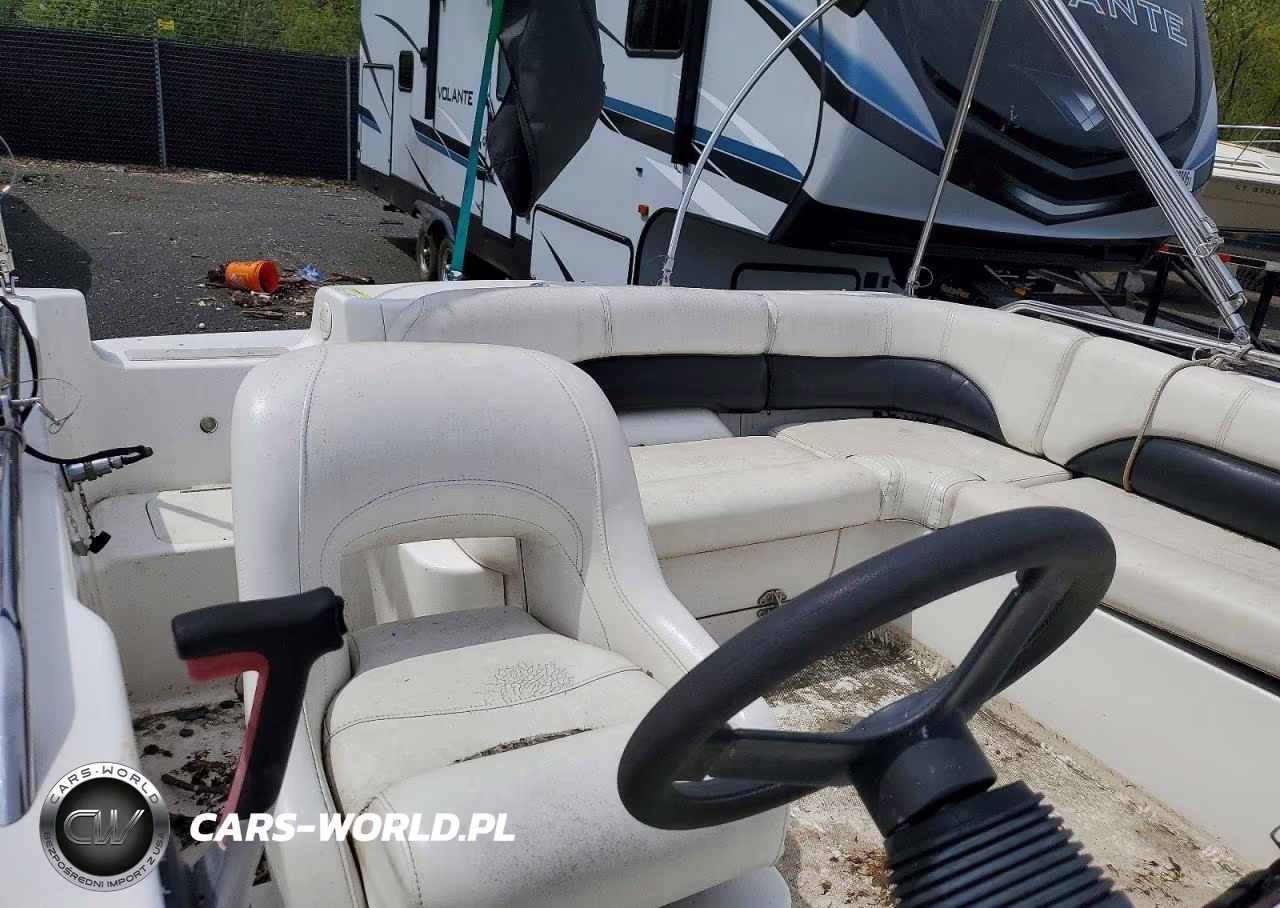 2011 Hurricane-Godfrey Marine Boat - Boat VIN:GDYN3950C111 - 6