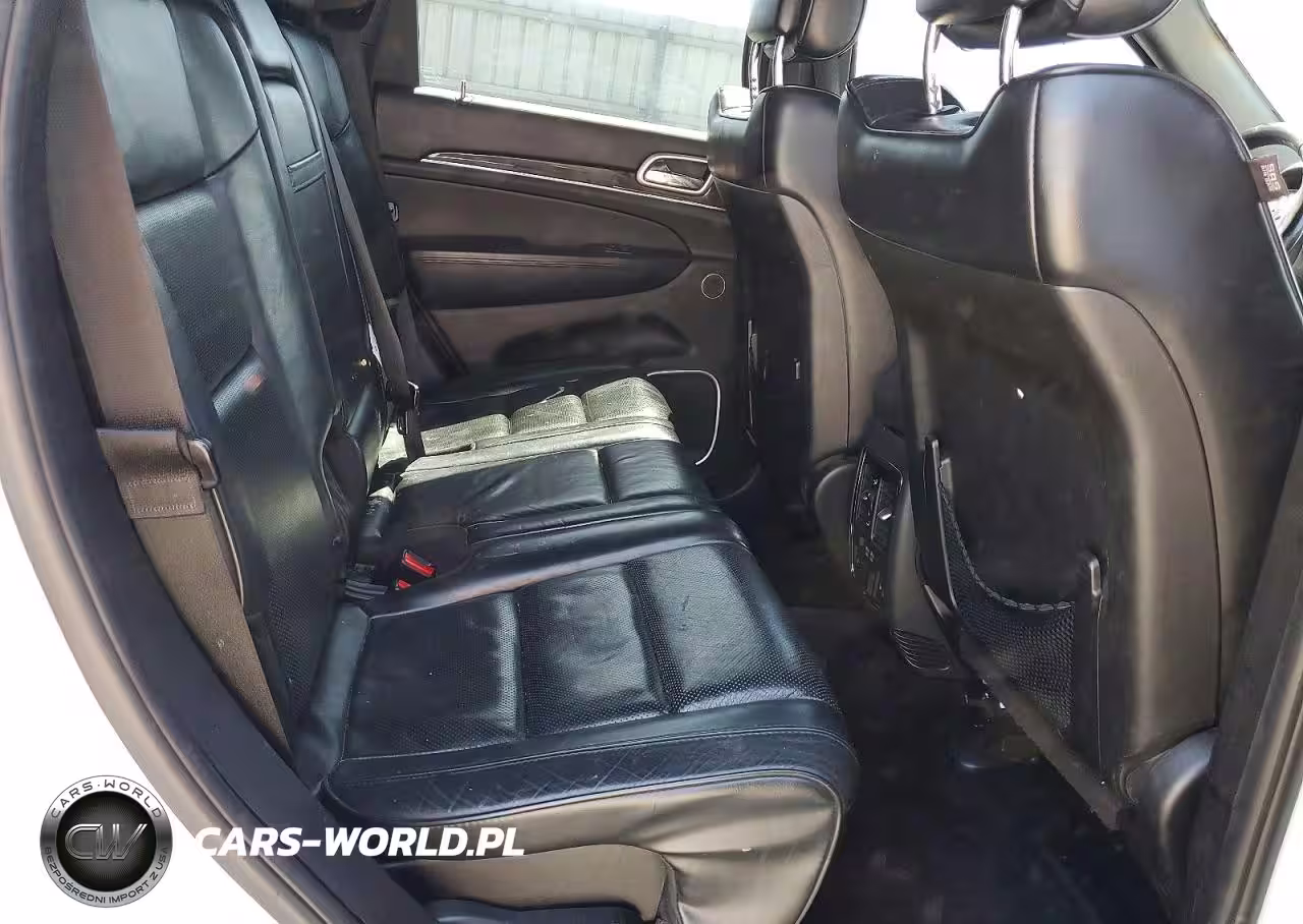 2016 Jeep Grand Cherokee Overland VIN:1C4RJFCG7GC337550 - 11