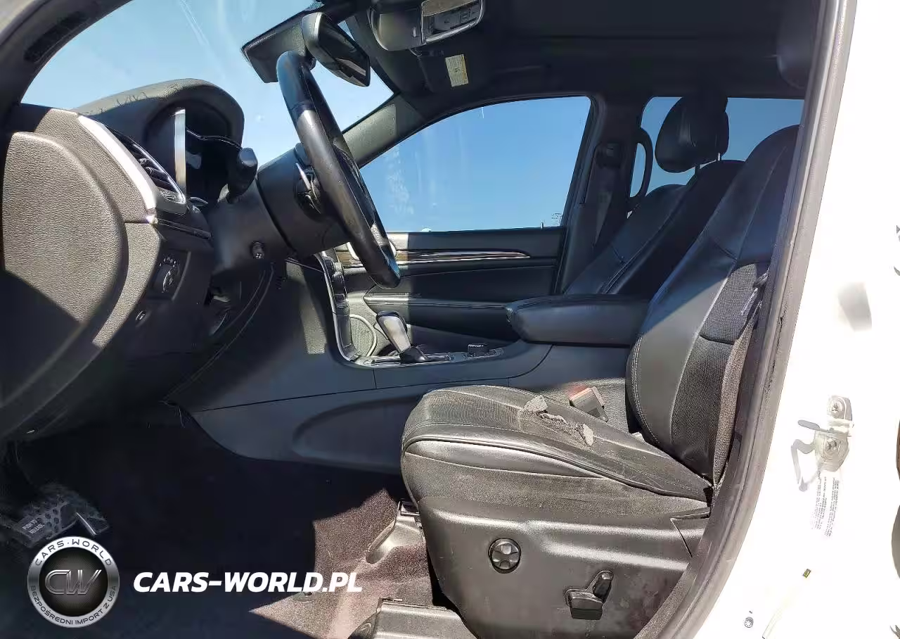 2016 Jeep Grand Cherokee Overland VIN:1C4RJFCG7GC337550 - 7