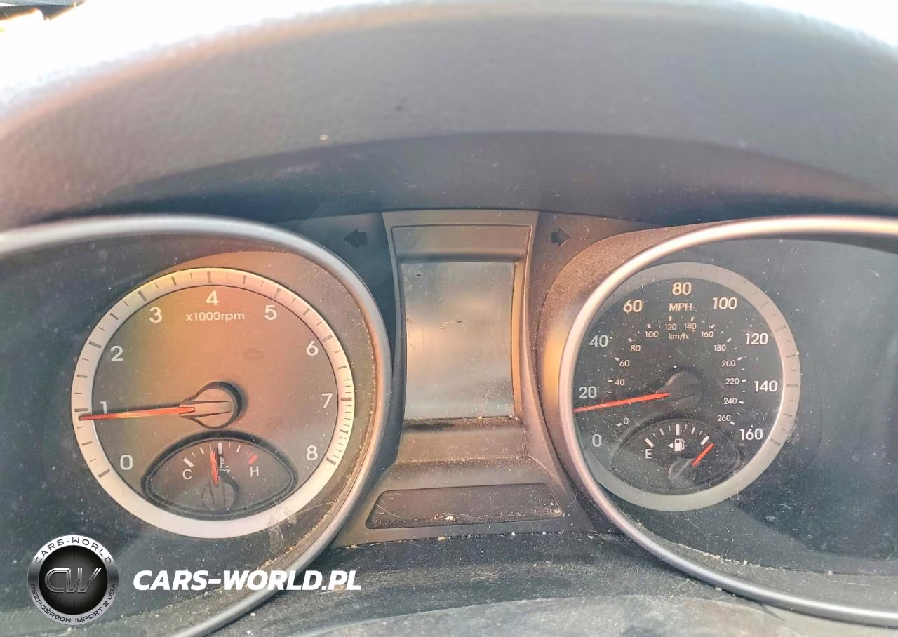 2014 Hyundai Santa Fe Sport 2.4L VIN:5XYZU3LB9EG130824 - 9