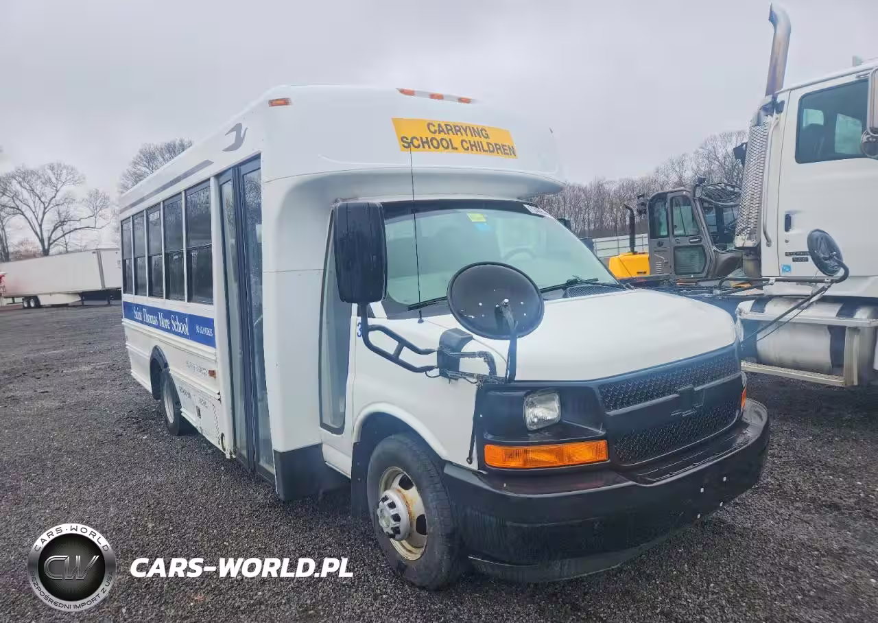 2012 Chev Express G3500