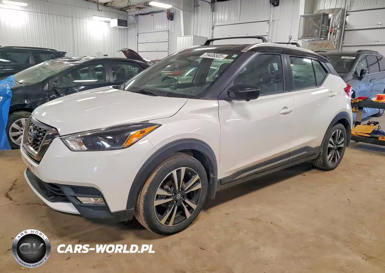 2019 Nissan Kicks Sr