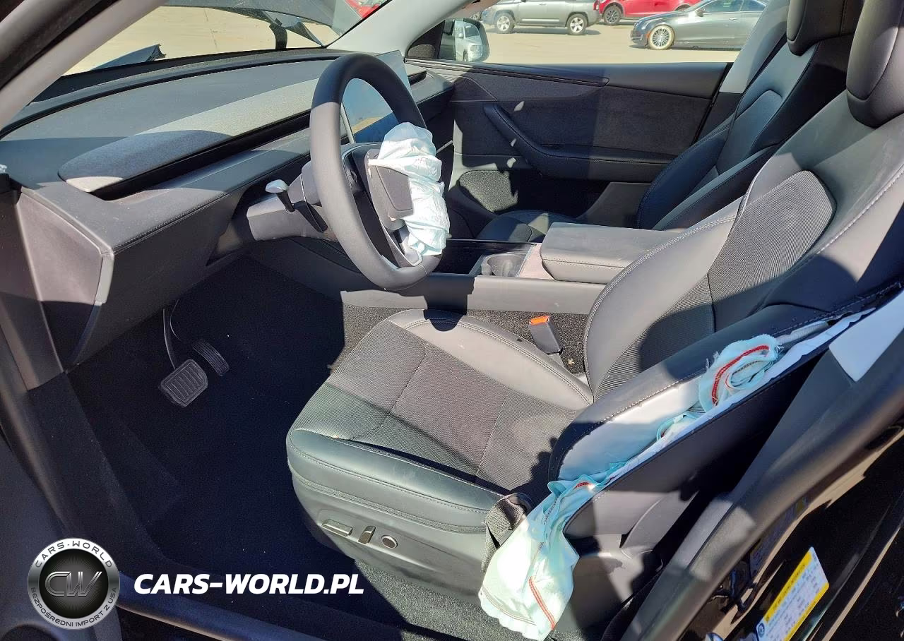 2026 Tesl Model Y VIN:7SAYGDED0TF537803 - 7