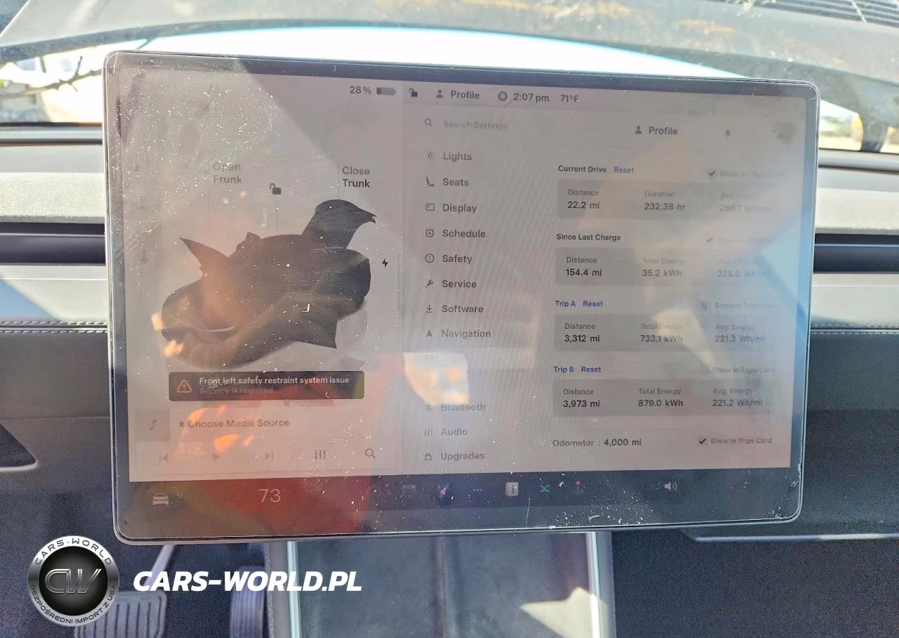 2026 Tesl Model Y VIN:7SAYGDED0TF537803 - 9