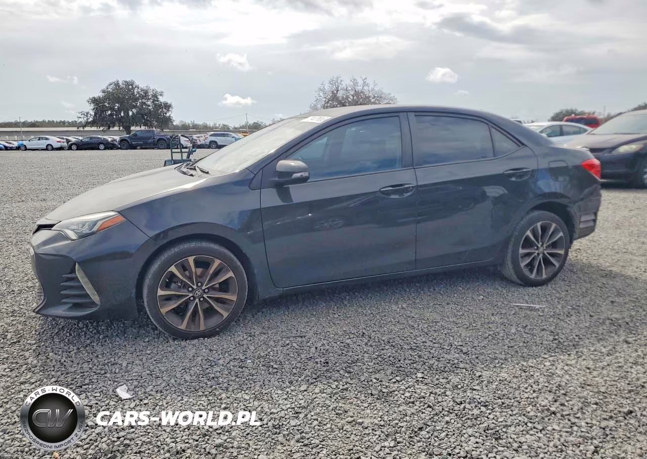 2019 Toyota Corolla Se – zdjęcie 1 z 13