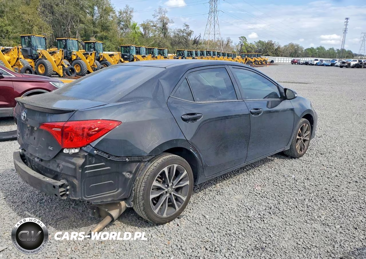 2019 Toyota Corolla Se VIN:5YFBURHE6KP911802 - 3