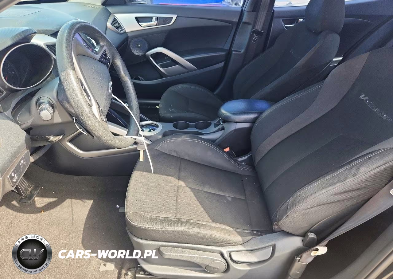 2016 Hyundai Veloster Base VIN:KMHTC6AD3GU300798 - 7