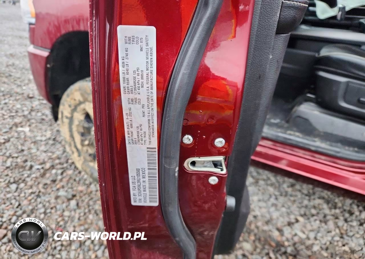 2024 Ram 2500 Laramie VIN:3C6UR5NL3RG105560 - 12