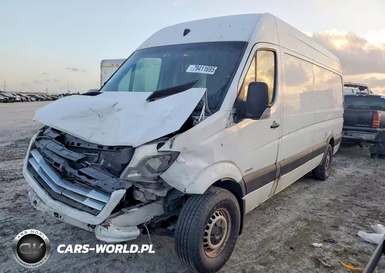 2015 Freightliner Sprinter 2500 Delivery Van