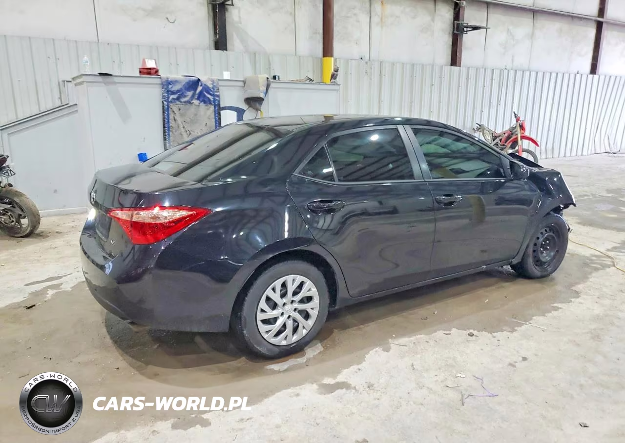 2019 Toyota Corolla Le VIN:5YFBURHE4KP934902 - 3